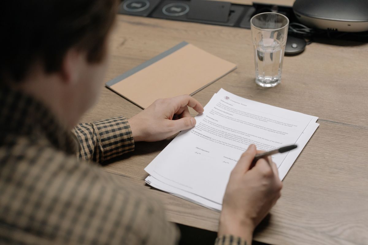 Asked to Sign an Exit Agreement? Clauses Every Employee Should Review