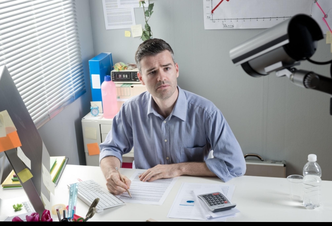 AI-Based Employee Monitoring: Where Does Workplace Surveillance Cross the Legal Line?
